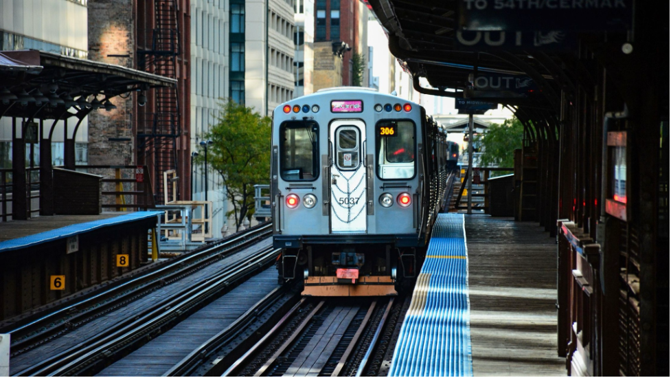 Best Ways to Get Around in Chicago: A Guide