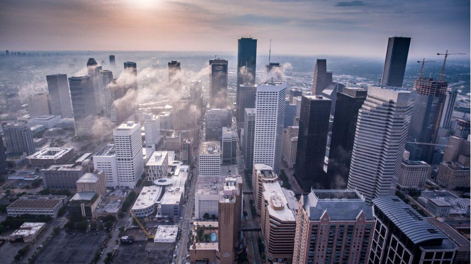 Traveling to Houston on a Budget: Tips and Tricks